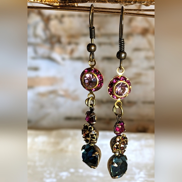 Hot Pink Fuschia Flower & Blue Swarovski Crystal In Drop Dangle Brass Earrings - Picture 2 of 7